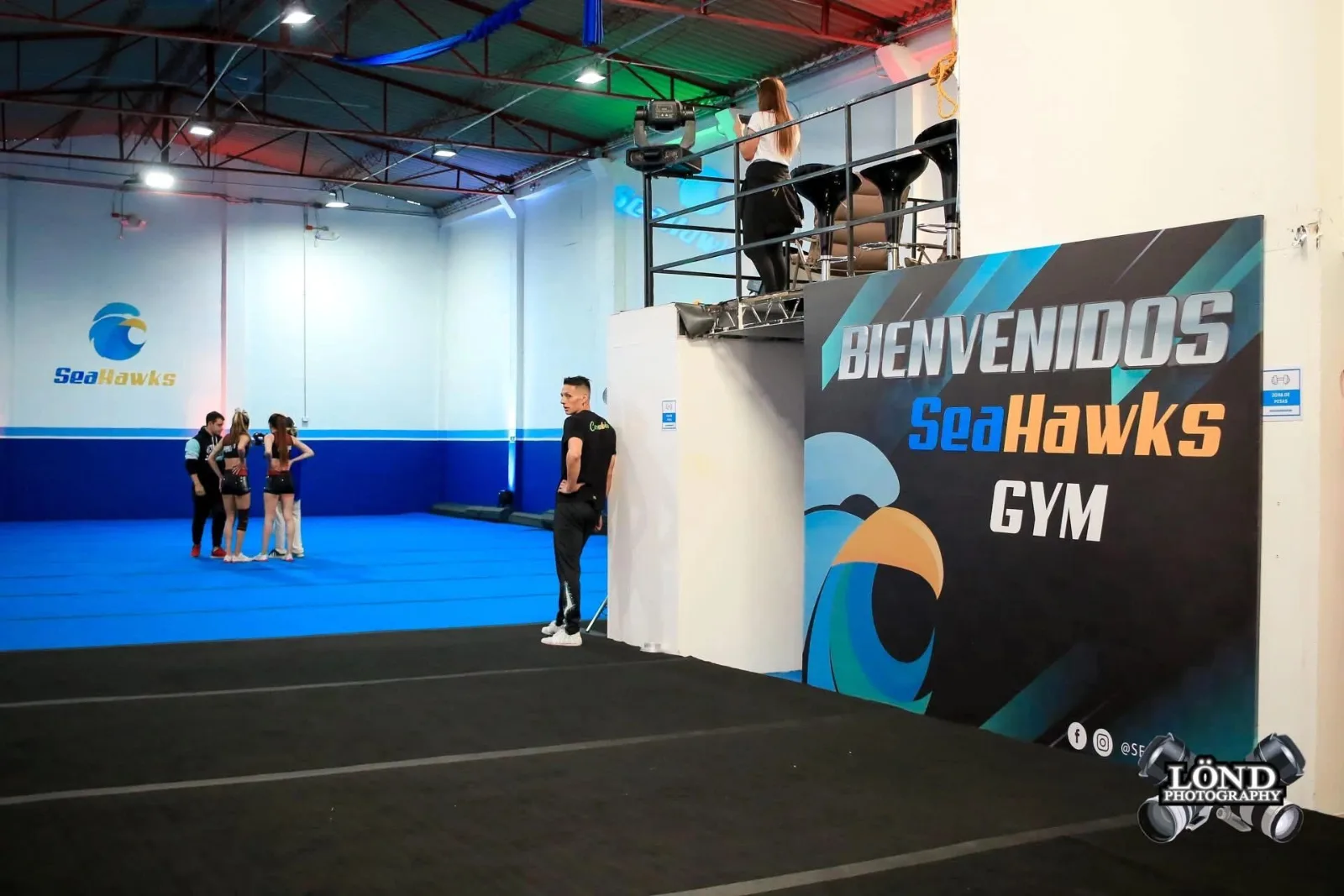 Bienvenida en la sede de Seahawks Gym